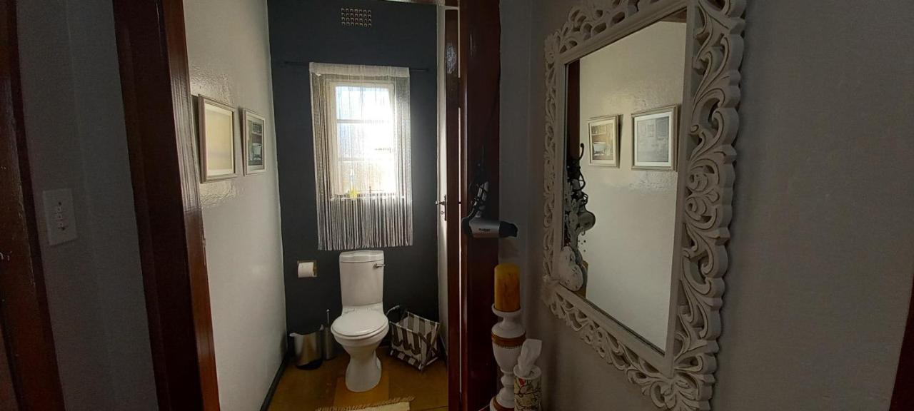 Mitat Guesthouse Beaufort West Exterior foto