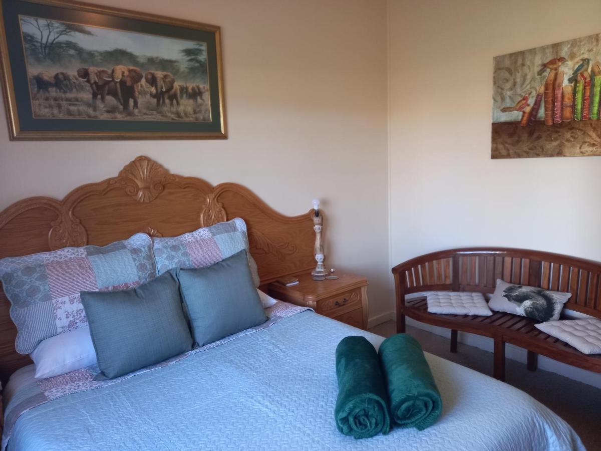 Mitat Guesthouse Beaufort West Exterior foto