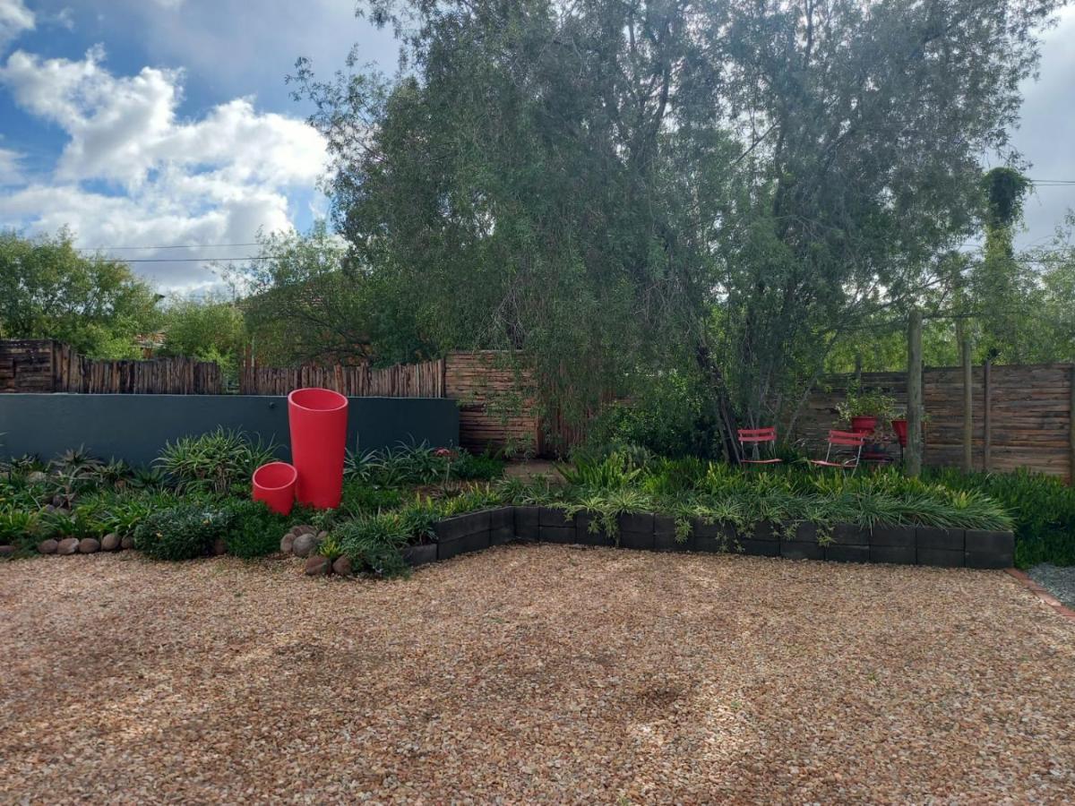 Mitat Guesthouse Beaufort West Exterior foto